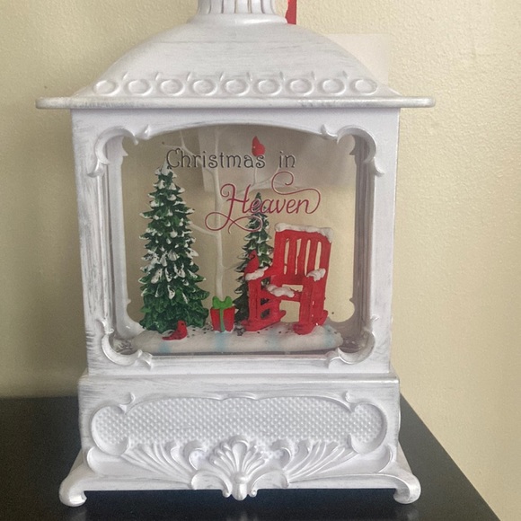 🌟 NIB Christmas in Heaven Cardinal & Red Bench Lighted Lantern - Picture 1 of 9